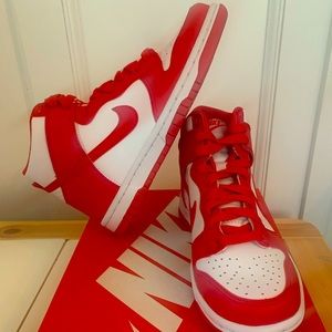Nike Dunk High (GS) University Red size 3.5Y